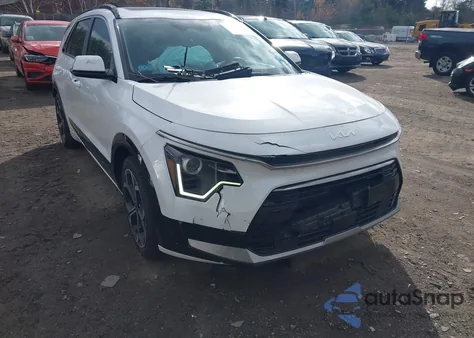 2023 Kia Niro Ex Touring z USA, uszkodzony, nr VIN KNDCR3LE6P5049521